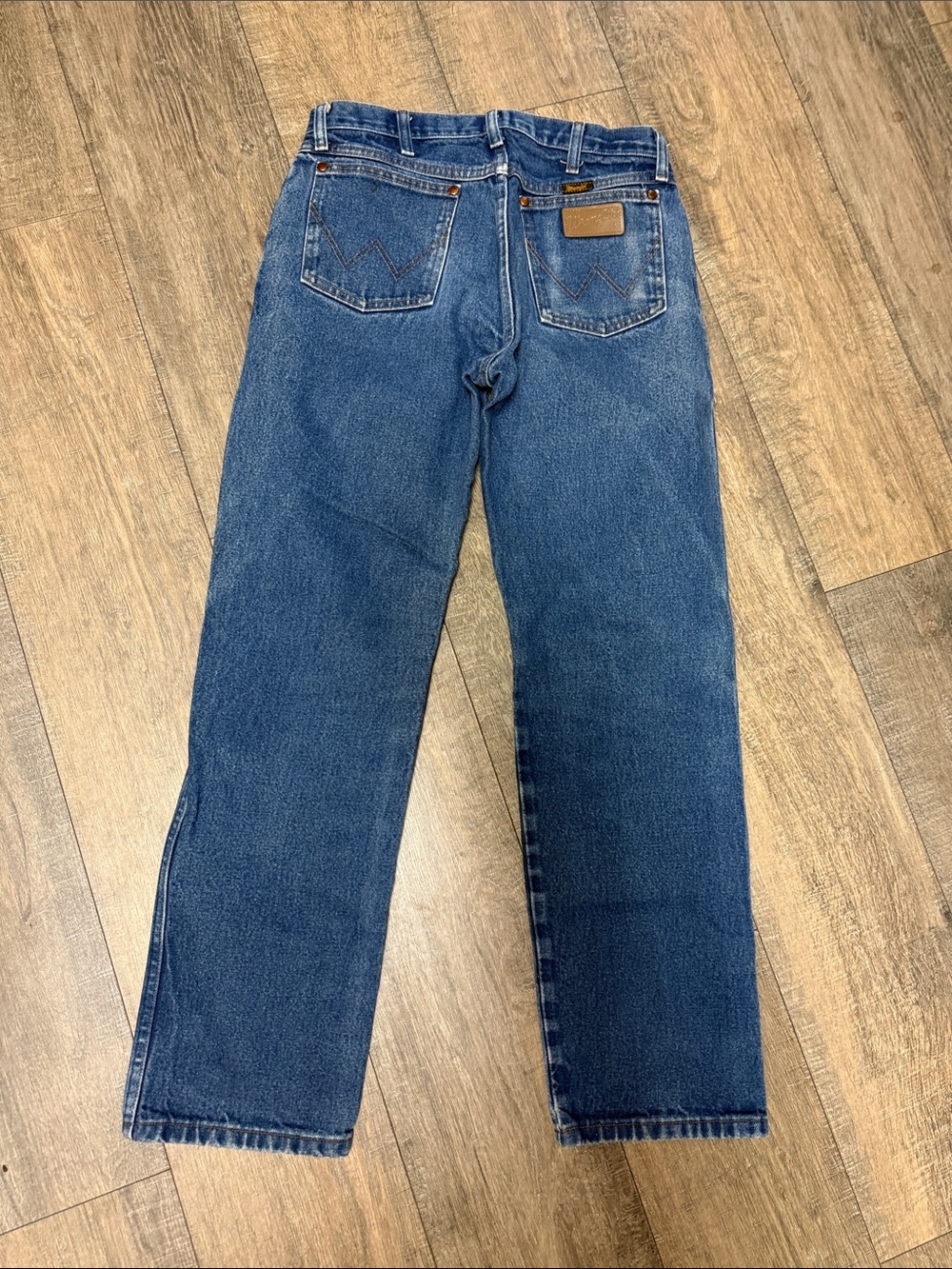 Vintage Wrangler Men’s Jeans in Classic Blue Denim 32-32